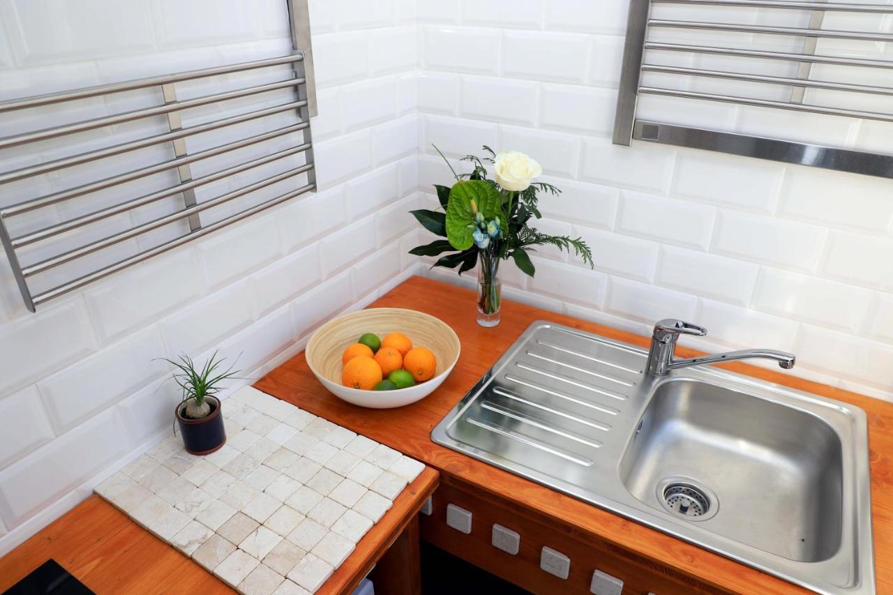 Le Jardin Secret De Faro Guesthouse Экстерьер фото